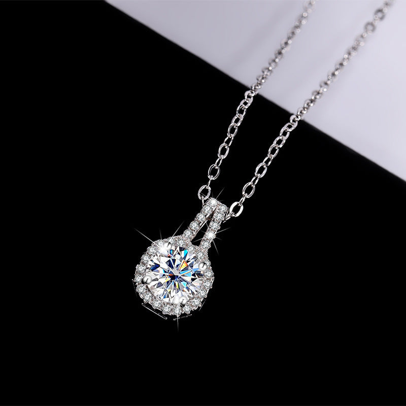 SARAVÉA Featherline Moissanite Necklace