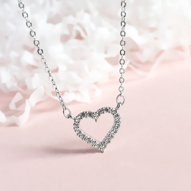Saravéa L’Amour Heart Neclace