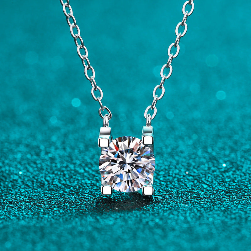 SARAVÉA Celeste Moissanite Necklace